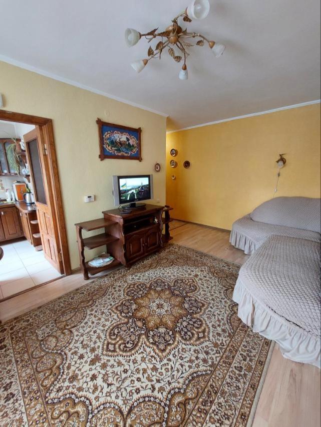 Apartment On Voli Avenue 21 루치크 외부 사진