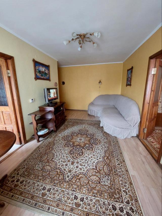 Apartment On Voli Avenue 21 루치크 외부 사진